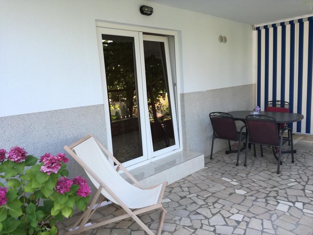 Guesthouse Villa Juric Crikvenica Exterior foto